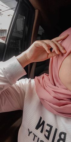 Hijab Dpz, Hijab Style Casual, Islamic Girl, Instagram Ideas Photography, Hijab Fashion Inspiration, Hijabi Girl, Girls Dpz, Girly Photography