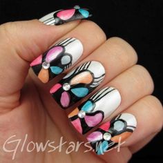 I felt strong but am I breaking now Morgan Le Fey, Big Nails, Royal Nails, Floral Nail Designs, Accent Nail, Awesome Nails, Flower Nail, Beautiful Nail Designs