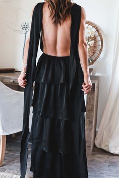 Formal Introduction Ruffle Tiered Maxi Dress - Black – KittenAlarm Cake Skirt, Party Kleidung, Party Dress Long Sleeve, Style Party, Style Upgrade, Puff Sleeve Dresses, Tiered Maxi Dress, Party Dress Long, Boho Maxi Dress