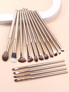 15 PCS Luxury HIGH-END professional  base brushes for Vegan Natural Soft hair beauty kit makeup Golden Makeup, Make Up Gold, Nose Contouring, Makeup Brush Set Professional, Eye Makeup Brushes, Beauty Kit, Professional Makeup Brushes, Eyeliner Brush, Soft Bristle Brush