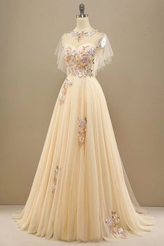 Short Sleeve Prom Dress, Short Sleeve Prom Dresses, Gaun Abad Pertengahan, Sleeve Prom Dress, Yellow Long Dress, Long Prom Gowns, Fitted Wedding Dress, Maxi Dress Prom, Sophisticated Dress