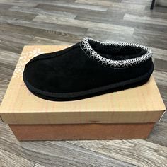 Very G Brand Sparks In Black Slip On Mule Is Perfect For Fall! This Shoe Contains 100% Polyester Faux Fur And Perfect For Those Chilly Days! Available In Sizes 6-11 Whole Sizes Only. I Would Suggest Going Up The Next Full Size If You Are A Half Size To Compensate For Thicker Socks. Mule Shoes, Black Slip On, Thick Socks, Slip On Mules, Shoes Color, Black Slip Ons, Mule Clogs, Mules Shoes, Mule