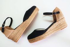 "Rope sole, ankle strap espadrille wedges in BLACK cotton canvas and 4cm wedges + 2cm platform, in total around 6cm (2.36 inches). Inside they have a reinforcement for the front. The sewing closings come in leather for reinforcement. The rope soles in toasted jute, are antislippery, covered with rubber. 🌿 Eco friendly. Jute fiber has excellent insulating properties and low thermal conductivity. It is environmentally friendly, bio-degradable and recyclable. ♻ SUSTAINABLE PACKAGING, we try to avo Espadrilles Outfits, Spanish Espadrilles, Lace Up Espadrilles, Wedge Espadrilles, Espadrilles Platform, Low Wedges, Wedge Pumps, Minimal Chic, Flat Espadrilles