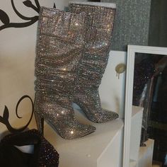 Steve Madden Rhinestone Blue Size 10 Absolutely Beautiful These Are A Showstopper Excellent Condition Rhinestone Boots, Shoes Steve Madden, Steve Madden Shoes, Steve Madden, Bootie Boots, Ankle Boots, Size 10, Women Shoes, Boots