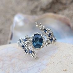 Sea Inspired Engagement Rings, Ocean Themed Ring, Ocean Wedding Rings, Sea Themed Accessories, Ocean Themed Rings, Ocean Ring Engagement, Mermaid Wedding Ring, Ocean Inspired Ring, Ocean Inspired Wedding Rings