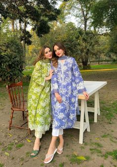 Cotton Suit Designs, Pakistani Formal Dresses, Casual Indian Fashion, Beautiful Pakistani Dresses