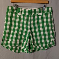 Nwt Green And White Checkered Shorts. White Button Accented Belt Loops. Working Front Pockets. Faux Pockets In The Back. Preppy Shorts With Pockets, Preppy Cotton Shorts For Day Out, Preppy Shorts For Day Out, Spring Green Shorts With Buttons, Vintage Shorts With Button Closure For Summer, Spring Green Buttoned Shorts, Green Cotton Retro Shorts, Green Beachy Bottoms With Built-in Shorts, High-waisted Green Cotton Jean Shorts