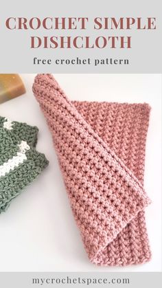 two crochet dishcloths with text overlay that reads, free crochet simple dishcloth pattern