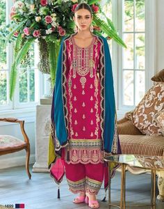 Maroon Embroidered Sequence Work Kurta Palazzo & Dupatta Set Designer Salwar Kameez, Palazzo Suit, Ethnic Looks, Salwar Kameez Designs, Style And Grace, Embroidery Work, Indian Design, Pakistani Dresses, Indian Outfits