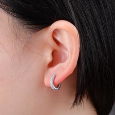 SPECIFICATIONSweight: 3gis_customized: YesStyle: Hiphop/RockShape\pattern: RoundOrigin: Mainland ChinaOccasion: PartyModel Number: 925EAR050006Metals Type: SilverMetal Stamp: 925,SterlingMain Stone: ZirconItem Weight: 3gGender: UnisexFine or Fashion: FineEarring Type: Stud EarringsCertificate Type: NGGCCertificate: YESBrand Name: TOPGRILLZBack Finding: Push-back Silver Round Huggie Earrings Gift, White Sterling Silver Huggie Earrings As Gift, Diamond White Sterling Silver Huggie Earrings Gift, Diamond White Sterling Silver Hoop Earrings As Gift, Gift Diamond White Sterling Silver Hoop Earrings, Sterling Silver Hoop Earrings In Diamond White As Gift, Gift Diamond White Sterling Silver Huggie Earrings, Gift Sterling Silver Diamond White Huggie Earrings, Sterling Silver Round Cut Huggie Earrings As Gift