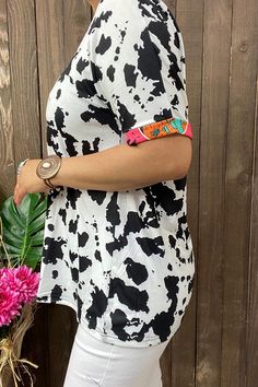 Top features half western prints & cow prints with short sleeves. True to size. Sizes range from regular to plus size to meet different requests. Wholesale Online/Physical store suppliers in the USA, Sameday/next workday shipment. White Cow Print Top For Summer, Casual Short Sleeve Cow Print Tops, Summer Cow Print Short Sleeve Tops, Spring Cow Print Short Sleeve Top, Summer Cow Print Crew Neck T-shirt, Cute Short Sleeve Cow Print T-shirt, Casual Cow Print T-shirt For Summer, Cute Cow Print Cotton T-shirt, Cow Print Cotton Short Sleeve T-shirt