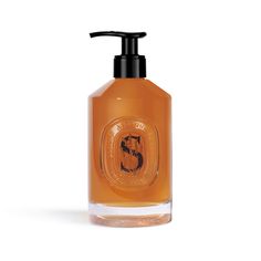 Maintain hardworking hands with Diptyque Softening Hand Wash, a gentle, reparative hand wash enriched with honey as well as lavender and rosemary floral water. Lavender Honey, Hand Balm, Liquid Hand Soap, Benzoic Acid, Lavandula Angustifolia, Body Cleanser, Hand Lotion, Laura Mercier, Liquid Soap