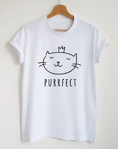 Cat Tshirt Design, Cat Lovers Humor, Cat Graphic Tee, Cat Graphic, Cat Shirt, Mom Tees, Cat T, Cute Tshirts