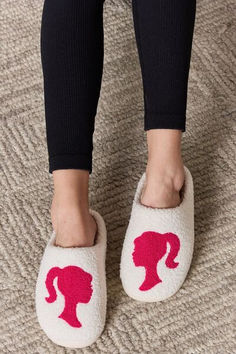 This Slippers are comfortable and stylish footwear options. Designed with soft, plush material and a festive touch, these slippers will keep your feet warm and comfortable throughout the winter season. Heel height: Flats Imported Product measurements: S: (US 5.5-6.5)M: (US 6.5-7.5)L: (US 7.5-8.5)XL:(US 8.5-9..5) Embroidered Sweaters, Cozy Slippers, Stylish Footwear, Blue Zones, Slippers Cozy, Activewear Sets, Blogger Style, Barbie Girl, Silhouette Design