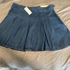 American Eagle Outfitters, Size 8, Blue Denim Skirt, Never Worn Before And Is In Great Condition. Light Pink Skirt, American Eagle Skirt, Y2k Mini Skirt, Skirts Denim, Blue Jean Skirt, Blue Denim Skirt, Denim Skirt Women, Cut Off Jeans, Black Mini Skirt