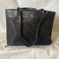 Tommy Hilfiger Purse Handbag Whit Wallet New No Tag Please See Pictures For The Condition Of This Item. The Photos Are The Best Description Of The Item And Are More Important Than My Written Description! Try The "Zoom" Feature, It Is A Great Way To Take A Closer Look. Customers Please Verify Before Buying. Buyers Please Make Sure This Is Exactly What You Need Before Buying. Sk: F064 Tommy Hilfiger Travel Bags With Zipper Closure, Elegant Tommy Hilfiger Formal Bags, Elegant Formal Tommy Hilfiger Bags, Classic Tommy Hilfiger Everyday Bag, Tommy Hilfiger Rectangular Travel Shoulder Bag, Tommy Hilfiger Rectangular Shoulder Bag For Travel, Tommy Hilfiger Rectangular Everyday Shoulder Bag, Tommy Hilfiger Bags With Zipper Closure For Everyday Use, Everyday Tommy Hilfiger Bag With Zipper Closure