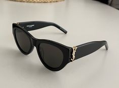 Sunglasses Women Luxury, Luxury Brand Sunglasses, Branded Sunglasses For Women, Ysl Cat Eye Sunglasses, High End Sunglasses, Ysl Glasses Sunglasses, Cute Sunglasses For Women, Ysl Sunglasses Women, Classy Sunglasses Women