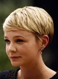 short hair. Carey Mulligan Hair, Celebrity Haircuts, Gamine Style, Carey Mulligan, Haircut Styles, Pixie Hair, Bowl Cut, Cute Hairstyles For Short Hair, Short Haircut