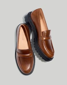 Leather Oxfords Women, Loafers Women, Leather Industry, Madewell Shoes, Pointed Toe Flats, Comfy Shoes, Leather Slides, Ballet Flat Shoes