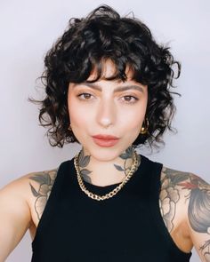 Short Edgy Curly Hair, The Shag Haircut Short, Short Hair Bangs Curly, Fun Curly Haircut, Curly Punk Hairstyles, Short Shullet, Short Cut Curly Hair, Ways To Style Short Curly Hair, Short Layered Wavy Hair