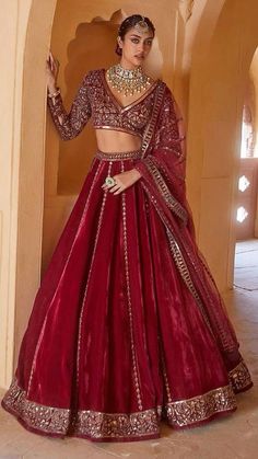 Bridal Trunk, Vani Vats, Orang India, Baju Kahwin, Bridal Lehenga Designs, Latest Bridal Lehenga