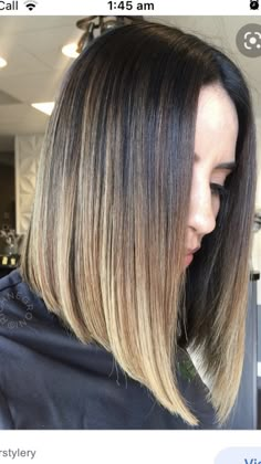 Two Tone Short Hair, Hair Cuts For Girls, Haircut Long, Long Bob Haircuts, Stylish Haircuts, Girl Haircuts, Cute Friend Pictures, Brown Ombre