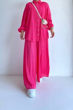 Modest Street Style Summer, Plus Size Modest Outfits, Mode Turban, Pakistani Fashion Casual, Fashion Top Outfits, Mode Abaya, Hijabi Outfits Casual, Pink Collection