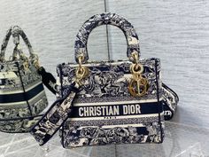 Contact us: contact@profxnz.com if you need assistance - Explore elegance: christian dior bags for every personality - 518This is a premium quality clone , similar like the original ones, even no one can judge either it&apos;s a clone or originalSize: (24cm) It comes with Dust box, Care manual, Tag and Paper bag. Christian Dior Paris, Dior Paris, Blue Toile, Lady Dior, Dior Bag, Wallet Case, Christian Dior, Luxury Bags, Fashion Bags