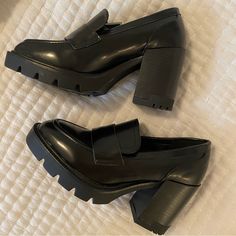 Adorable Comes With Box Girls Loafers, Wingtip Oxford Shoes, Block Heel Loafers, Black Leather Oxfords, Wingtip Shoes, Girls Flats, Pink Flats, Studded Flats, Madden Girl Shoes