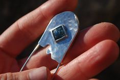 Handmade jewelry kyanite safety pin brooch. Unique handmade jewelry gift for woman. Large safety pin brooch for shawl, scarf, sweater or kilt. Sterling silver handmade jewelry.  Silversmith brooch for woman.  Coat brooch / scarf pin / kilt pin / sweater pin brooch.  Ready to ship  Our other works:  https://www.etsy.com/shop/FaunaSilverGems Coat Brooch, Brooch Scarf, Woman Coat, Scarf Sweater, Large Safety Pin, Silver Scarf, Safety Pin Brooch, Sweater Pin, Shawl Pin