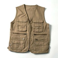 Casual Streetwear Vest With Cargo Pockets, Cargo Vest Outfit Men, Utility Vest Outfit Men, Mens Utility Vest, Functional Streetwear Vest With Cargo Pockets, Military Style Khaki Vest For Streetwear, Sleeveless Jacket For Men, Utility Streetwear Vest With Patch Pockets, Utility Vest Outfit