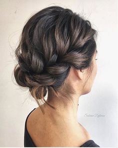 Gorgeous! - #bridalhair #bridalhairstyle #bridalinspiration #bridal #weddingplanning #weddingideas #weddinginspiration #weddingtrends #bridalstyle #bridaltrends Arcade Wedding, Hair Doos, Diy Updo, Easy Updo Hairstyles, Simple Hairstyles, Short Hair Trends, Up Dos For Medium Hair, Medium Short Hair, Fishtail Braid