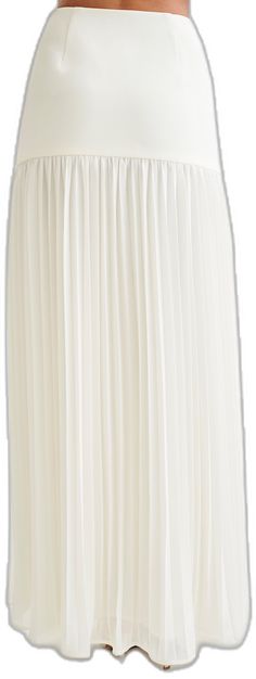 Capsule Wardrobe Accessories, European Summer Outfits, Wardrobe Accessories, Capsule Outfits, Engagement Party Wedding, Pleated Maxi Skirt, Pleated Maxi, European Summer, Winter Essentials