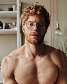 Fiery Red Highlights for a Confidence-Boosting Transformation Nicholas Skidmore, Ginger Hair Men, Ginger Guys, Red Hair Men, Redhead Men, Ginger Boy, 얼굴 드로잉, Ginger Beard, Ginger Men