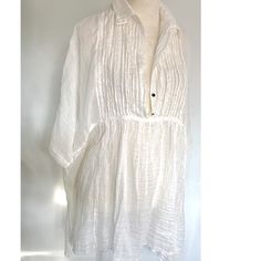 Brand: Free People Color: White Theme: Summer Boho Casual Baggy Boho Foho, Hobo Chic, Bohugly, Girl Authority Indie Occasion: Daytime Casual Beach Season: Summer Spring Fall Style: Boho Peasant Oversized Baggy Department: Women's Condition: New With Tags Size: Small Material: 100% Cotton Features: Breathable, Comfortable & Soft Short Sleeves -Ruffle Flowy Chest -Low Cut, 2 Small Button Closure Option -Relaxed Loose Fitting -Casual Flowy Hem To Cover All Body Shapes And Pairs With Pants, Jeans, L Spring Smock Blouse For Beach, Beachwear Short Sleeve Blouse For Day Out, Spring Beach Smock Blouse, Free Size Short Sleeve Casual Tops, Casual Short Sleeve Tops Free Size, Beachwear Blouse With Short Sleeves For Day Out, Free Size Short Sleeve Top For Spring, Casual Free Size Short Sleeve Tops, Flowy Smocked Summer Blouse