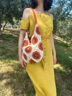 🧡 Handmade White & Burnt Orange Crochet Shoulder Bag, Boho Granny Square Design, Perfect Gift, Summer Beach Bag, Express Shipping 🧡 🍂 Rustic Charm Crochet Bag in White & Burnt Orange 🍂 Add a touch of rustic charm to your outfit with this handcrafted crochet shoulder bag, featuring a stunning granny square design in warm tones of white, burnt orange, and earthy brown. The vibrant yet earthy color palette makes this bag a perfect blend of boho chic and timeless elegance, ideal for enhancing yo Square Hobo Bag For Summer Vacation, Yellow Crochet Beach Bag, Yellow Crochet Shoulder Bag For Vacation, Summer Crochet Hobo Tote Bag, Yellow Square Crochet Bag For Vacation, Summer Crochet Hobo Bag For Vacation, Summer Crochet Hobo Bag For Travel, Yellow Square Crochet Bag For Summer, Orange Crochet Travel Bag For Summer