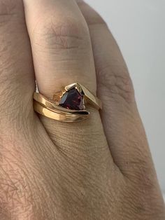 14kt yellow gold ring set with a genuine rhodolite garnet! Weighs 4.4dwt and is currently a size 6 but can be resized! Estate Rings, Garnet Gem, Gold Ring Sets, Purple Band, Garnet Ring, Peridot Ring, Rhodolite Garnet, Ring Photos, Garnet Rings