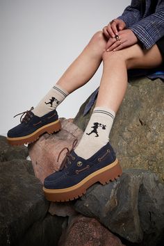 Timberland Stone Street Outfit, Midnight Blue Shoes, Blue Lace-up Walking Shoes For Streetwear, Timberland Boat Shoes Outfit Women, Luxury Blue Moccasins With Brogue Detailing, Timberland Boat Shoes Women, Timberland Suede Lace-up Boots, Boat Shoes Outfit, Timberland Lace-up Boots With Vibram Sole