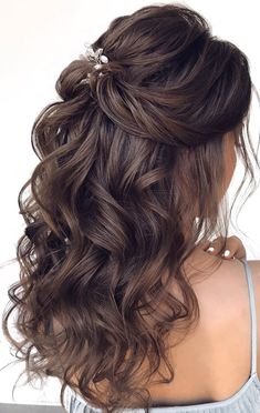 Prom Details, Mane Magic, Half Up Wedding Hair, Twisted Hair, Wedding Hairstyles Medium Length, Classic Updo, Updo Wedding, Mother Of The Bride Hair