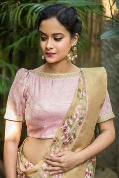 Blouse Design Ideas, Saree Blouse Neck Designs, Boat Neck Blouse, Wedding Blouse Designs, Sari Blouse Designs, Blouse Designs Indian, Silk Saree Blouse Designs, Blouse Designs Silk