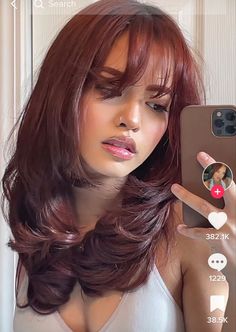 Reddish Burgundy Hair, Outfits For Cherry Red Hair, Villain Era Hair, Medium Length Hair Plus Size, Curtain Haircut Women, Pameluhrose Hair, Copper Balayage Curtain Bangs, Black Hair Layers Short, Layered Burgundy Hair