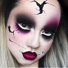 Love this cracked porcelain doll makeup by @depechegurl Its almost Halloween  #hotonbeauty Creepy Doll Costume Women, Broken Makeup, Porcelain Doll Makeup, Fantasy Make-up, Jumbo Pencil, Halloweenský Makeup, Halloween Make-up Looks