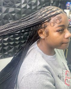 X Small Knotless Braids, Small Knotless Box Braids Hairstyles, Small Black Knotless Braids, Xs Small Knotless Braids, Black Small Knotless Braids, Small Knotless With Curls, Small Long Box Braids, Long Small Knotless, Knotless Small Braids