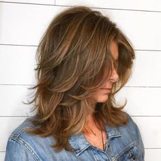 Light Brown Layered Shag Feathered Shag, Medium Shaggy Hairstyles, Medium Shag, Modern Shag, Shaggy Haircuts