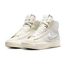 New With Box (Missing Lid) Nike Blazer Mid Victory, Size 11 Women Shoes, Nike Blazer Mid, Nike Blazers Mid, Nike Accessories, Blazer Designs, Blazer Mid, Classic Blazer, Swag Shoes