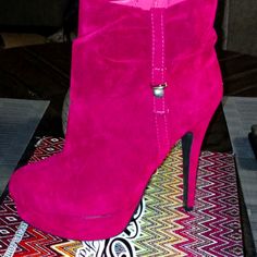 Brand New Fuchsia Ankle Boots Chic Pink Ankle Boots, Pink Suede Heels With Round Toe, Chic Pink Ankle-high Boots, Pink Suede Boots With Round Toe, Chic Pink Suede Boots, Pink Platform Ankle Boot Heels, Dream Shoes, Wear Pink, Shoes Boots