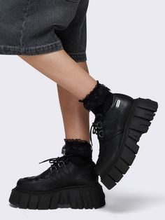 Meet Gig: our Black Leather Creeper Platform Shoes. These gothic shoes are made from vegan leather, with soles in black. For more grunge, acubi, goth fashion, shop now at Minga London! Alt Style Inspiration, Grunge Acubi, Black Creepers, Minga London, Creepers Shoes, Gothic Shoes, Shoes Chunky, Plaid And Leopard, Platform Shoe