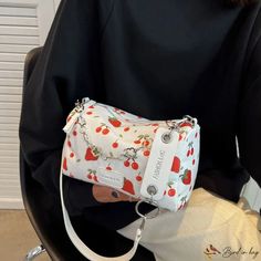 Bird in Bag - Simple small bags female new fashion female bags casual shoulder bag popular crossbody canvas bag Female Bags, Bags Casual, Fashion Female, Street Trends, Bird In Bag, Casual Bags, Canvas Bag, Small Bags, New Fashion