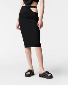 Our Franca skirt is designed for a win. With the potential to complement every outfit, this skirt stays true to versatility. The lightweight blend of viscose shapes this into a high Divalo elasticated band with a side cutout for an oomph of sensuality in your silhouette. Viscose blend fabric Midi skirt Cutout on a side Divalo elasticated waistband Composition: 63% Viscose, 32% Polyamide, 5% ElastaneOur model is 177 cm tall and is wearing size 34Care informationMachine wash max. 30°C, delicateDo Body Measurements, Midi Skirt, Band, Skirt, Fabric, How To Wear