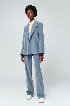 Steel blue corduroy velvet. Visit my website at the link in bio or #VBDoverSt to shop the #VVBAW18 collection! x VB Stitch Mood, Boxy Blazer, Iranian Women Fashion, Stylish Blazer, Iranian Women, Muslim Fashion Hijab, Blue Corduroy, Prom Designs